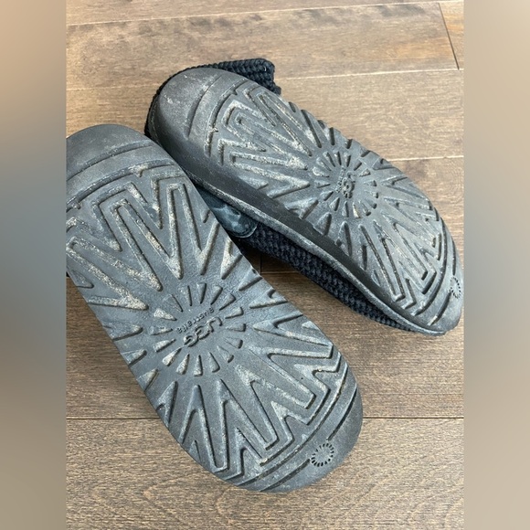 Girls size‎ 3 knit Uggs - Picture 5 of 5